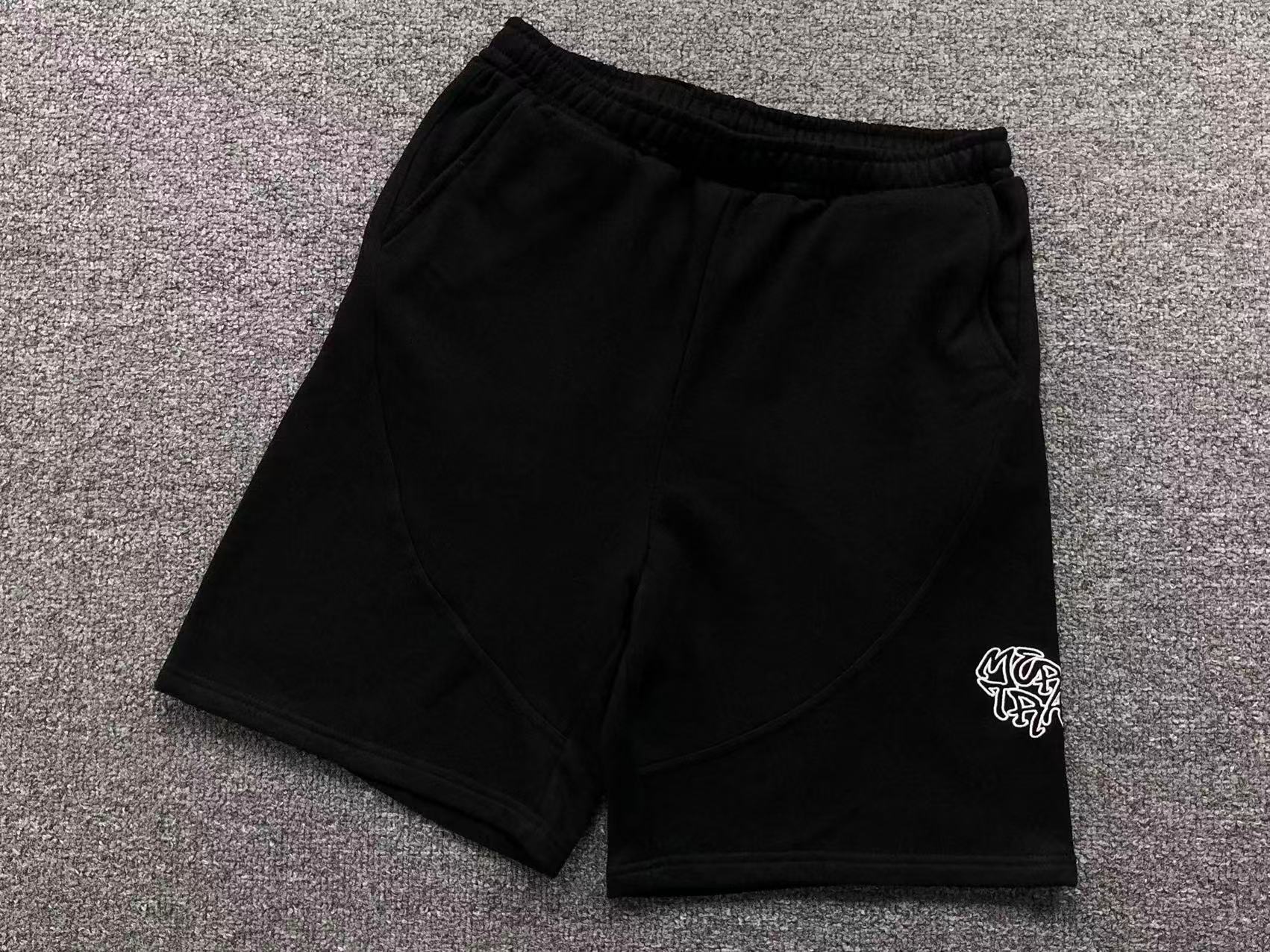 M - SHORTS