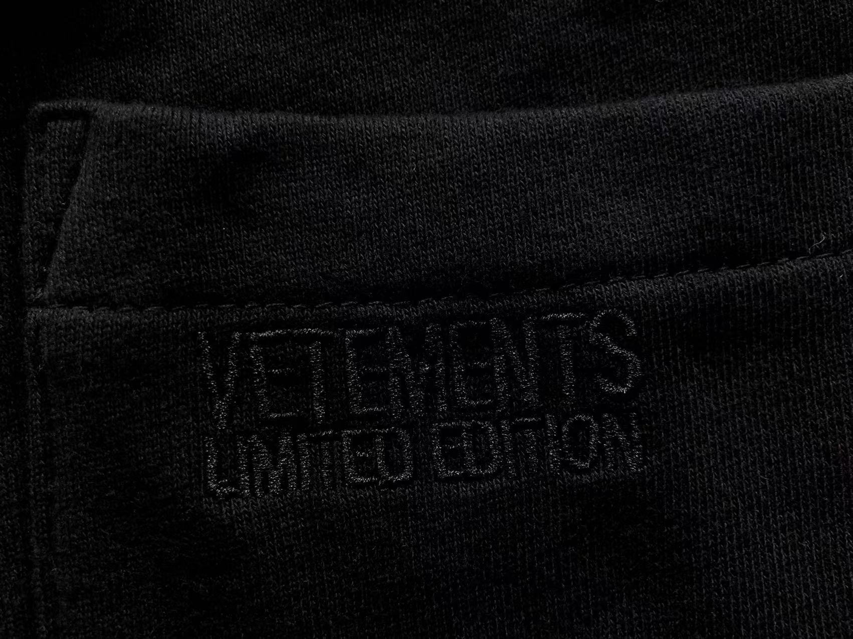 V - SHORTS