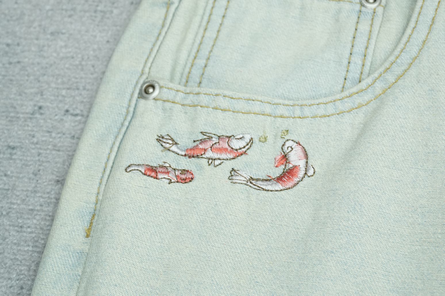 D - JEANS