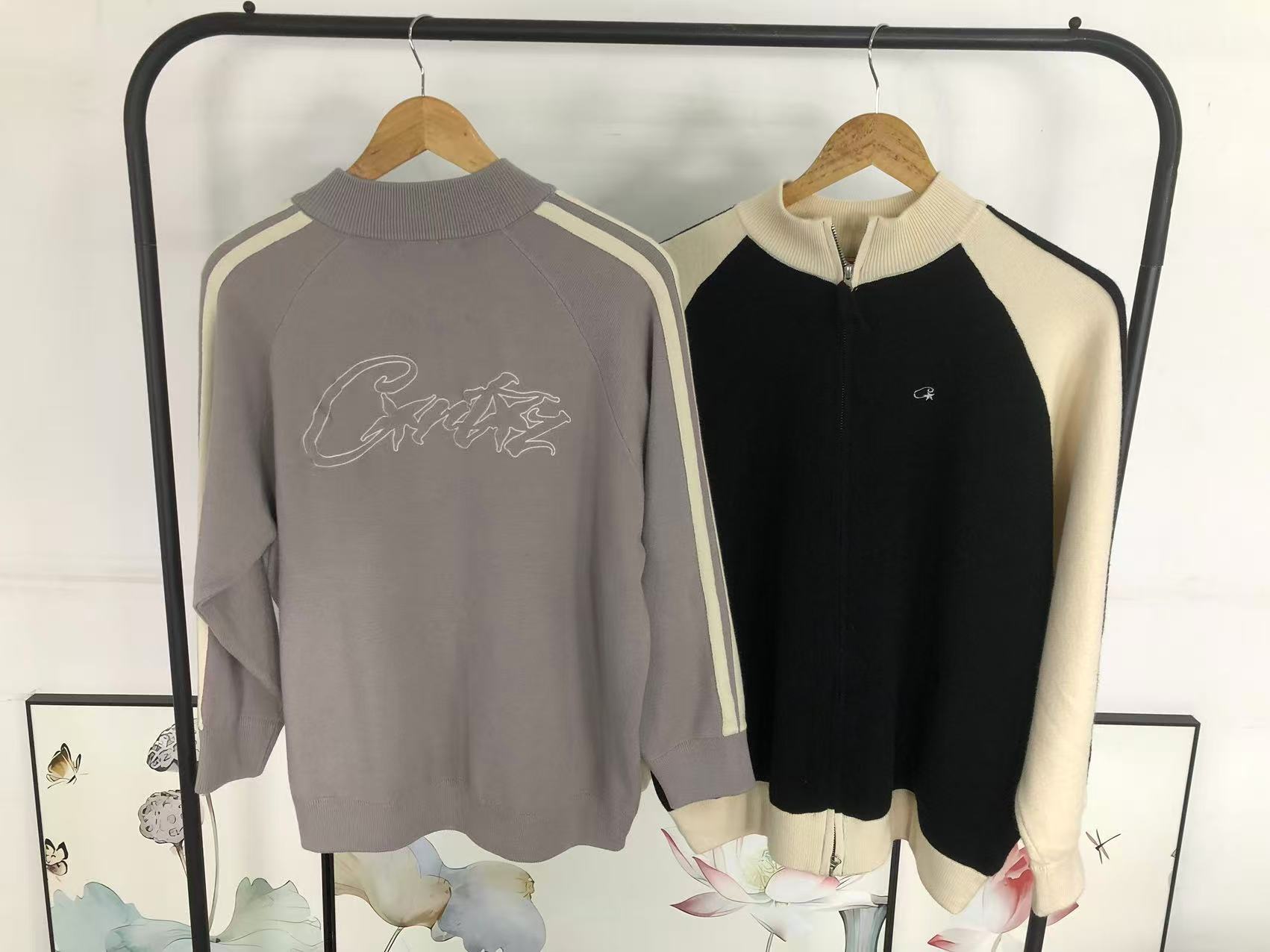 C - SWEATER