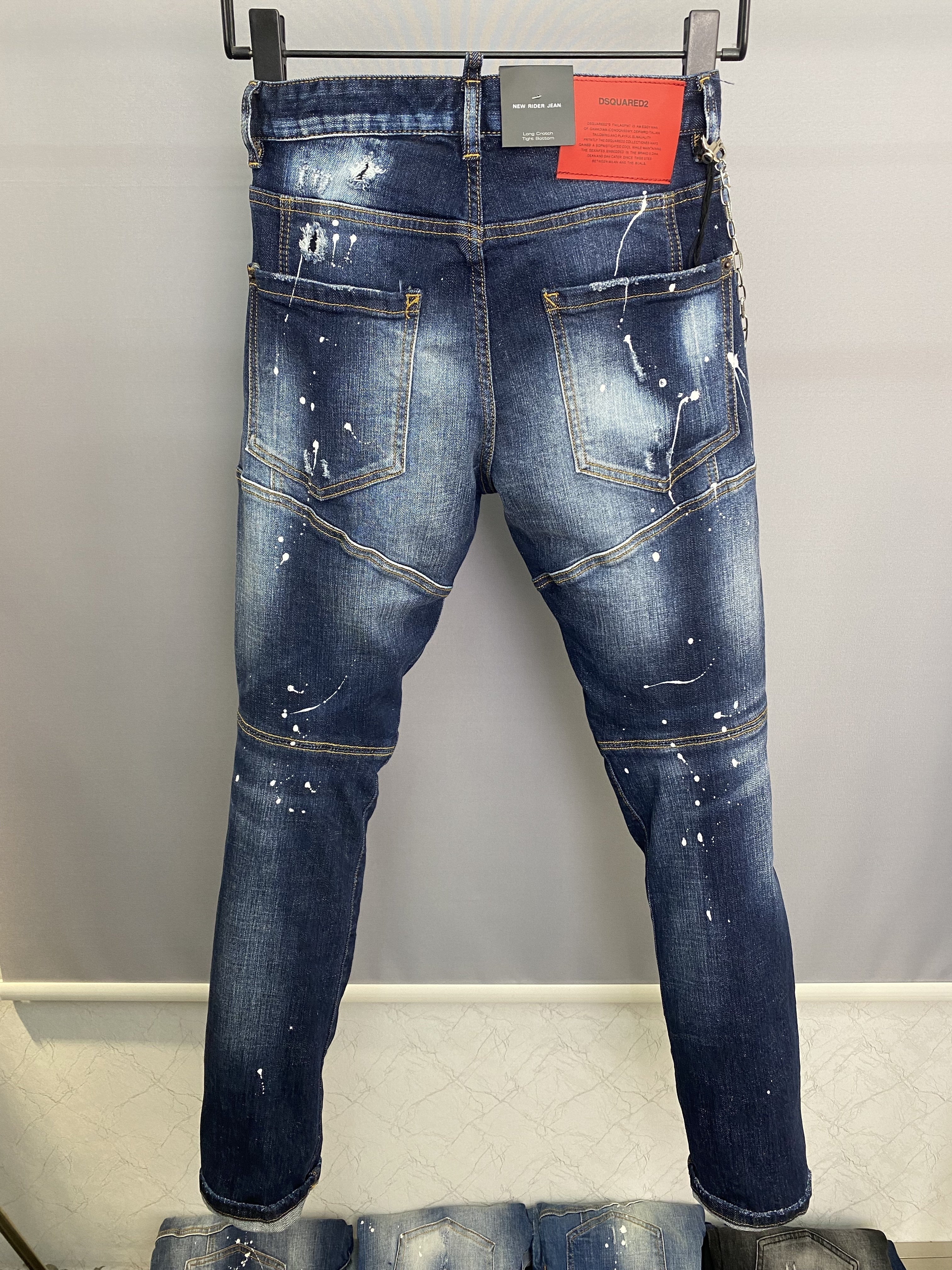 D - JEANS