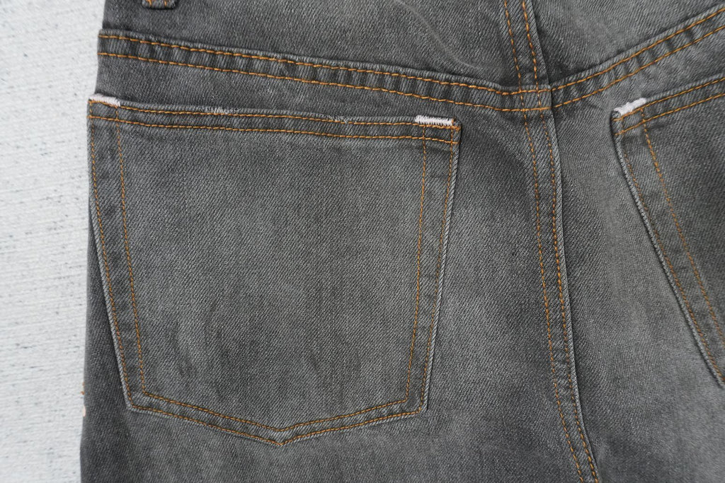 C - JEANS
