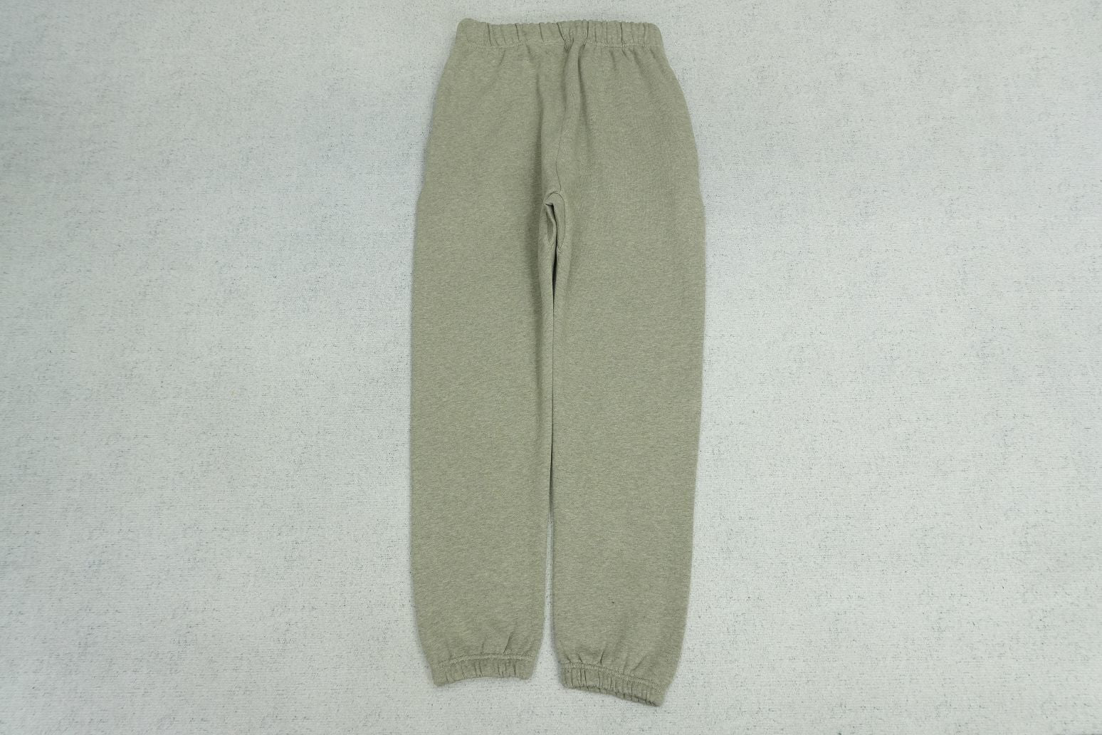 F - SWEATPANTS