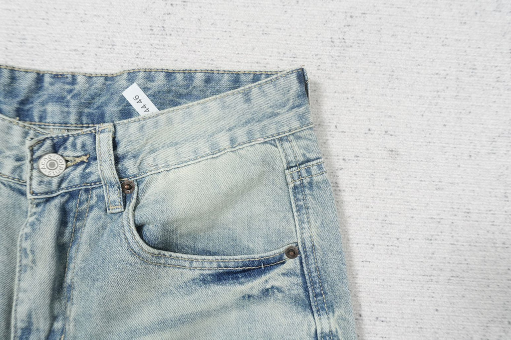A - JEANS