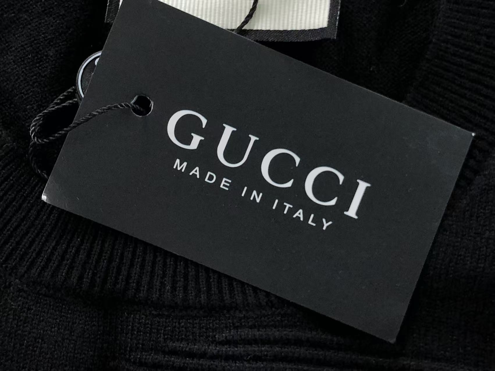 GG - SWEATER