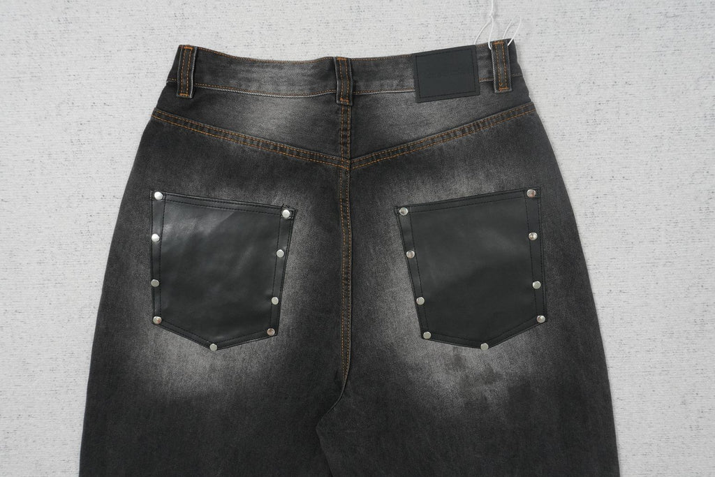 A - JEANS