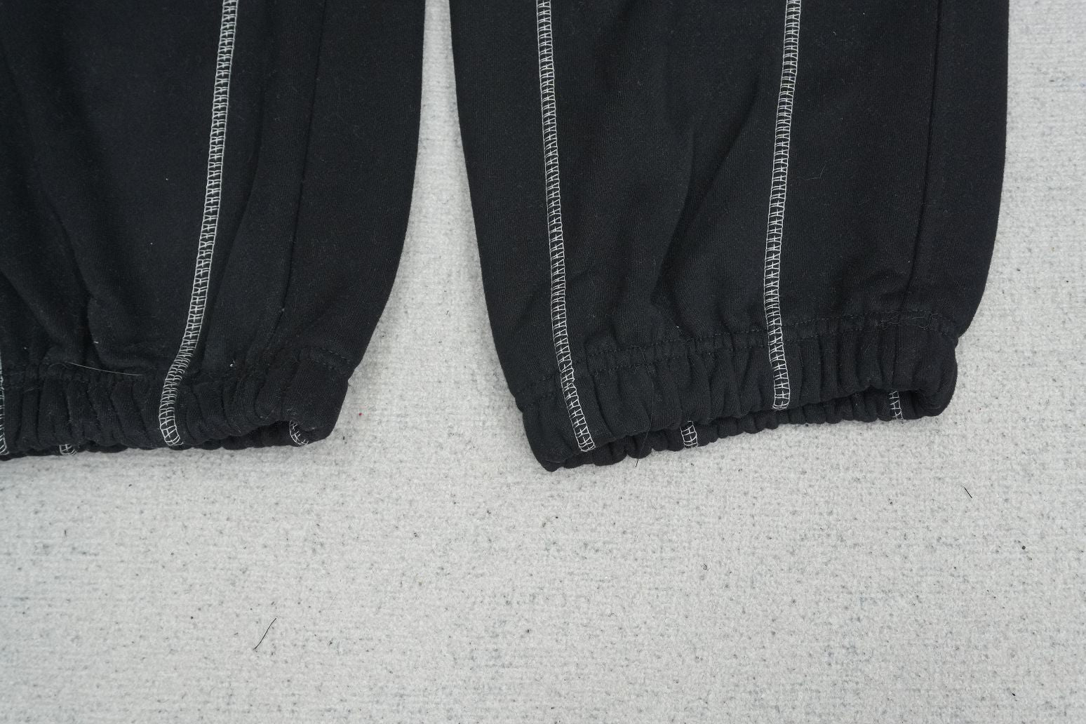 K - SWEATPANTS