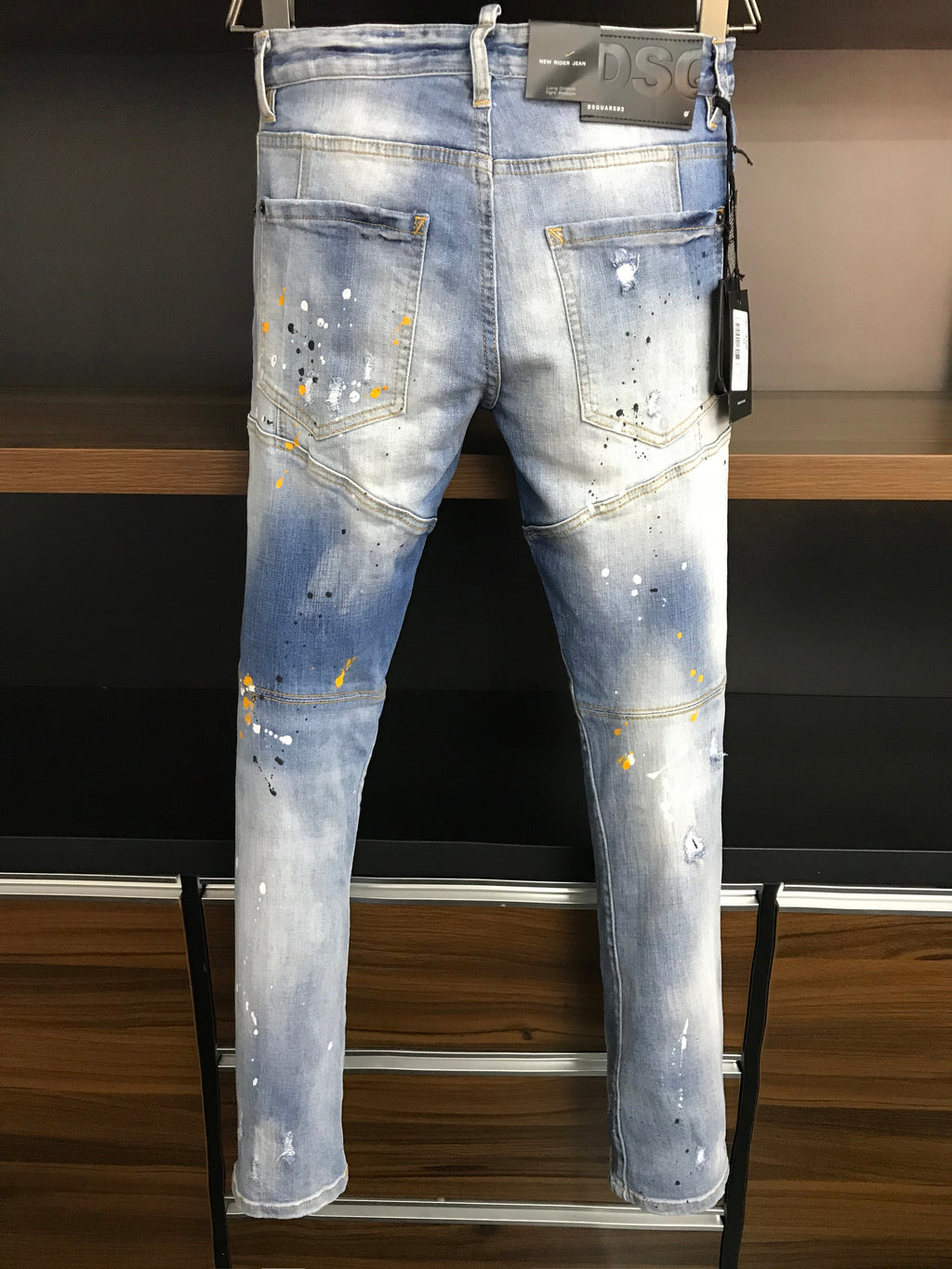 D - JEANS