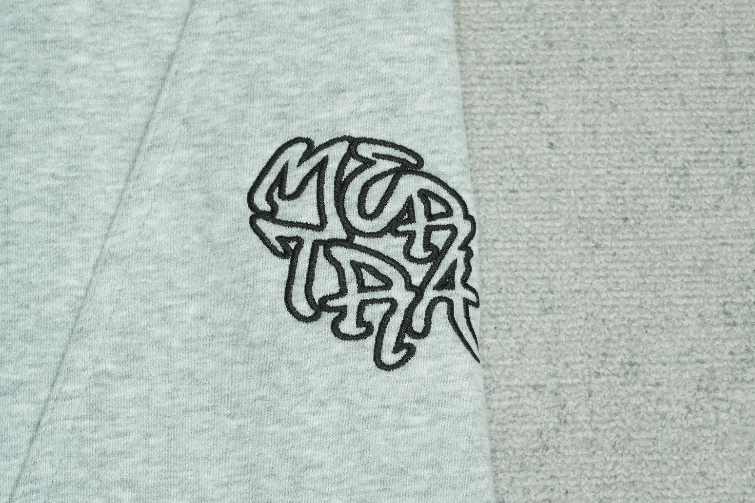 M - SWEATPANTS