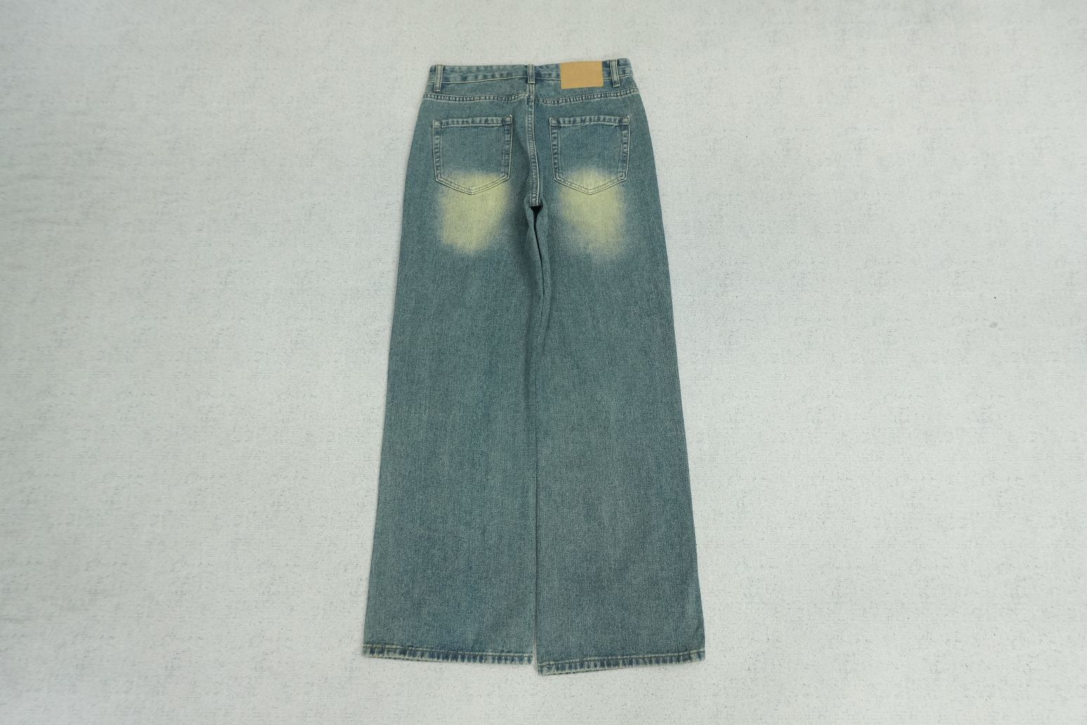 C - JEANS