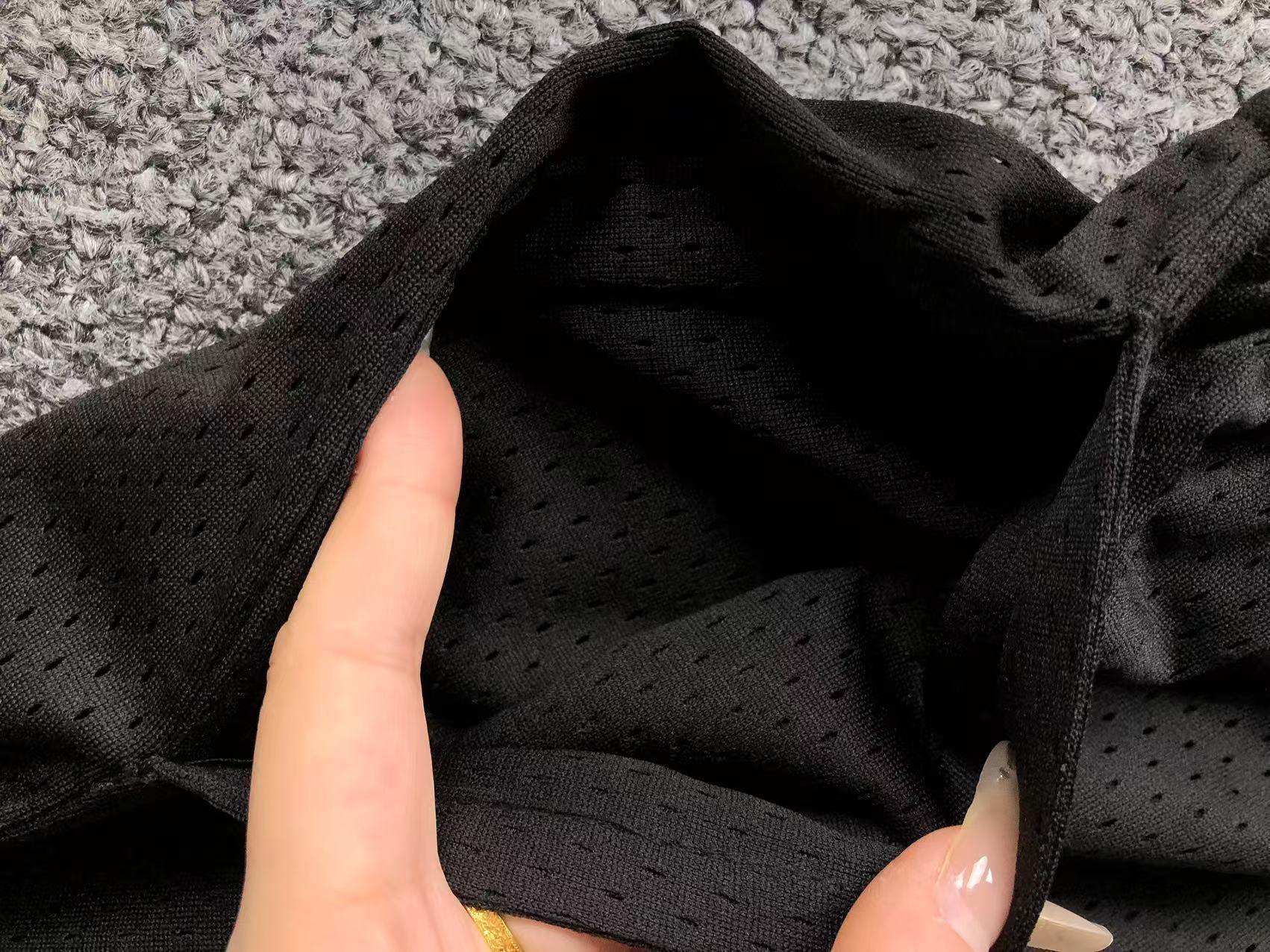 N - SHORTS