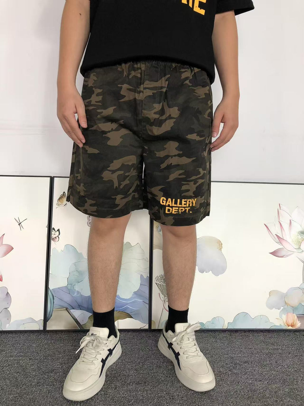 G - SHORTS
