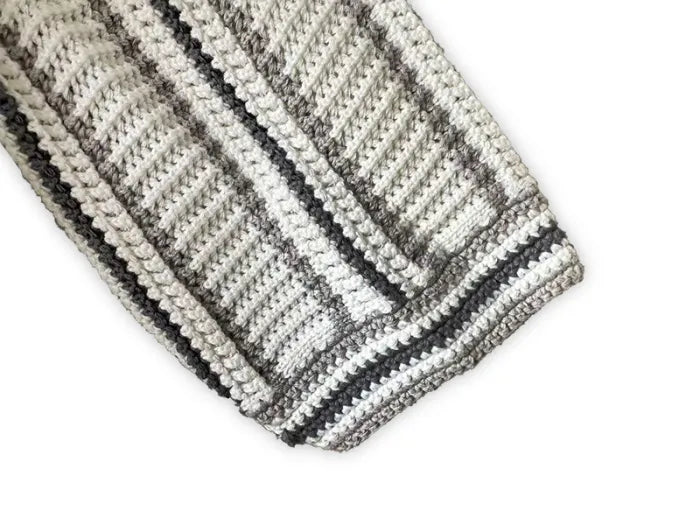 CB - SWEATER
