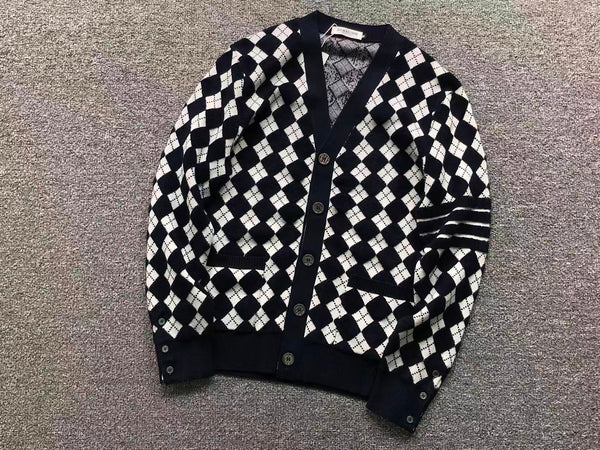 T - SWEATER