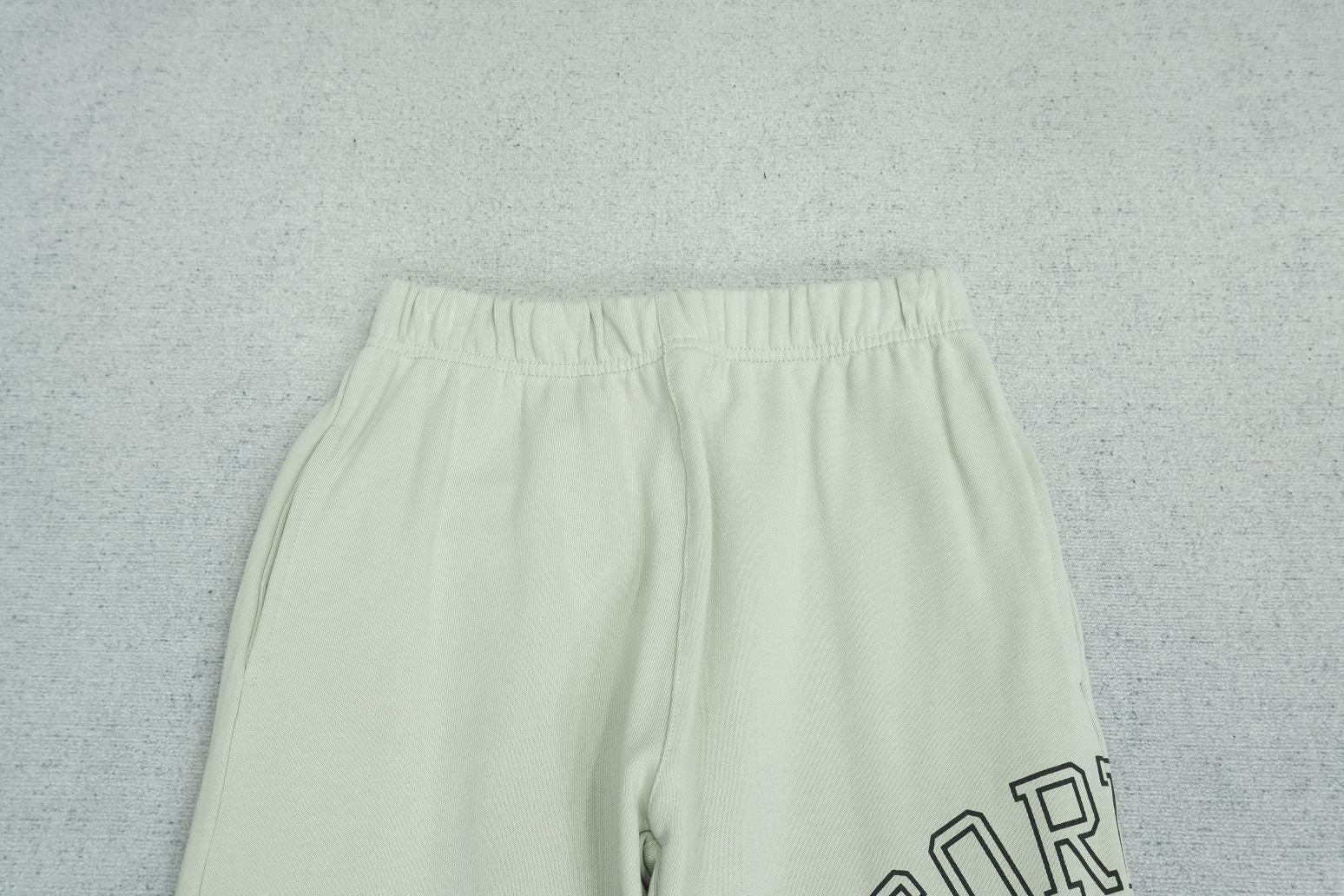 C - SWEATPANTS