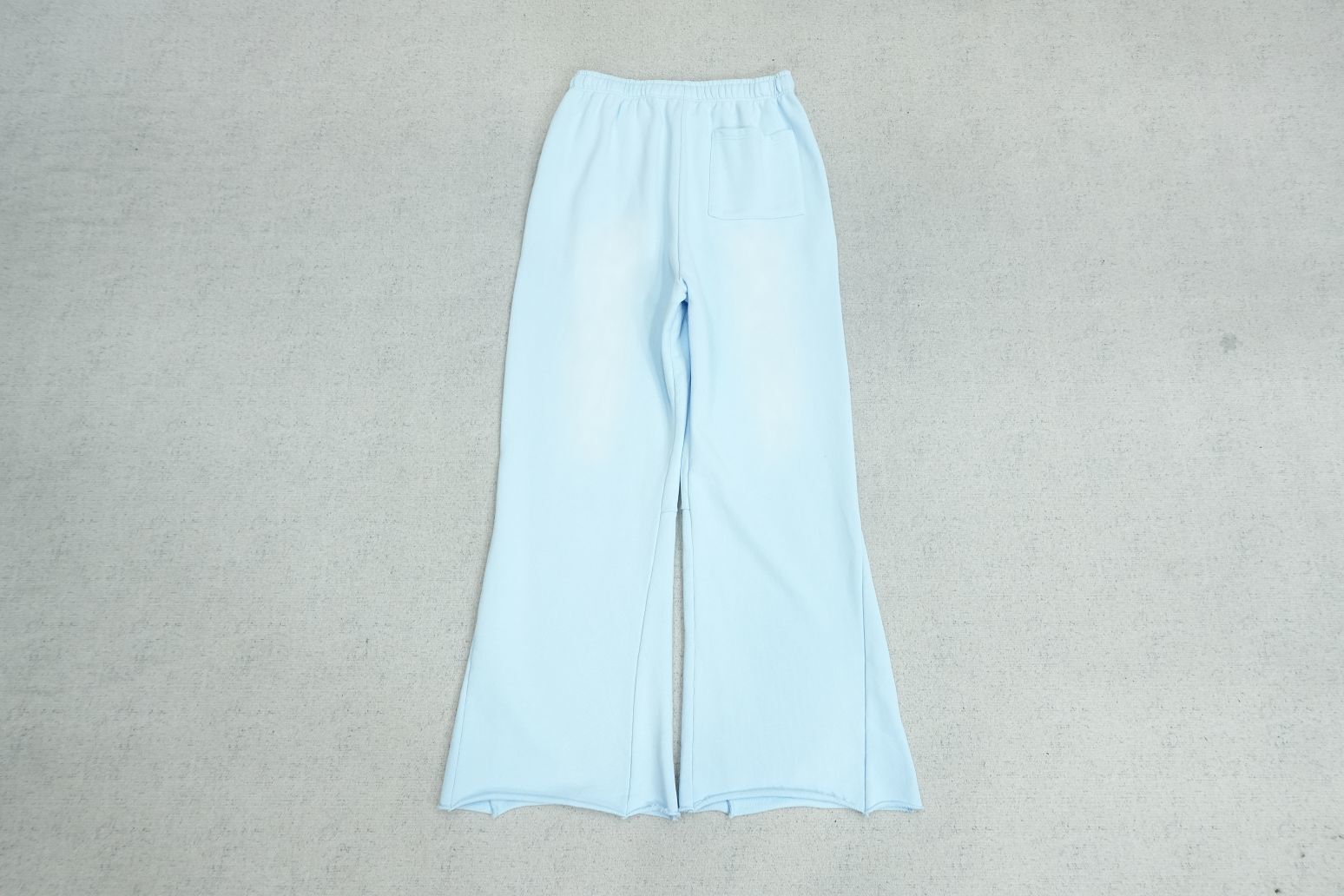 M - SWEATPANTS