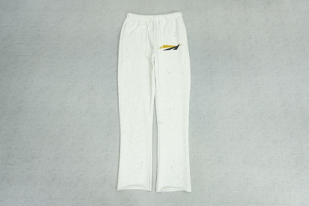 F - SWEATPANTS