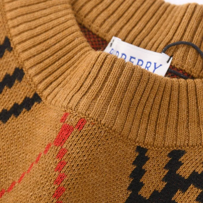B - SWEATER