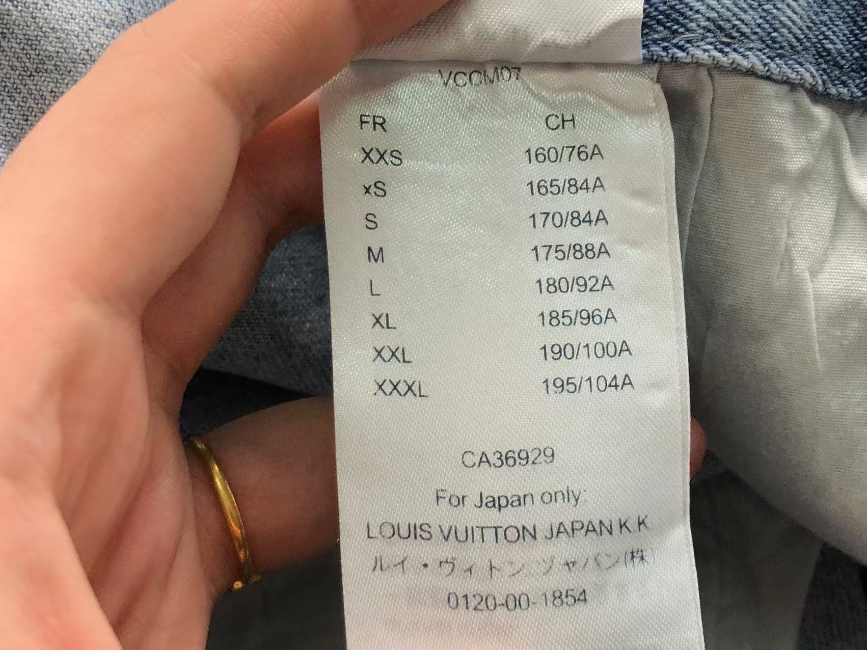 L - SHORTS