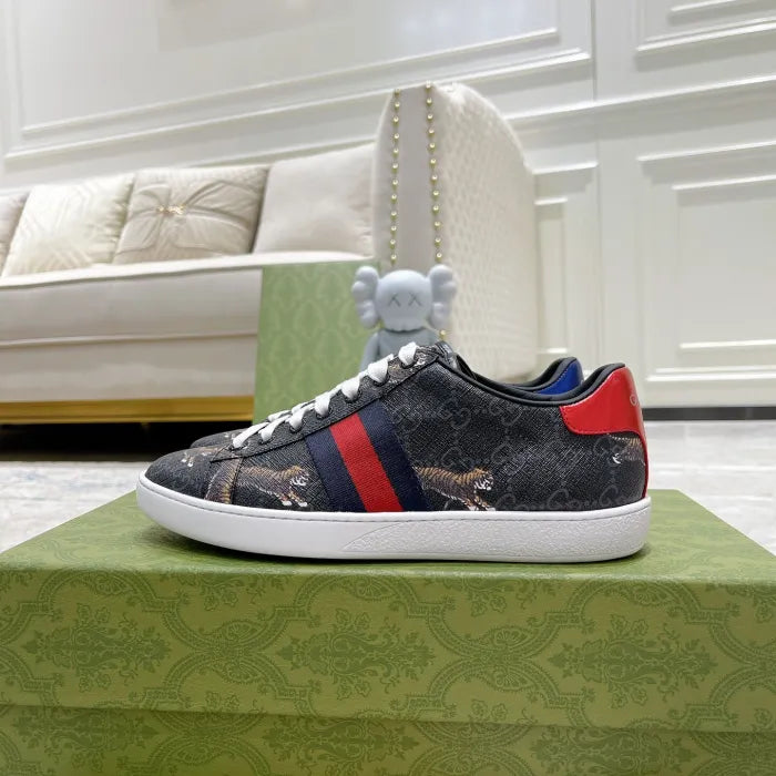 GG - SNEAKERS