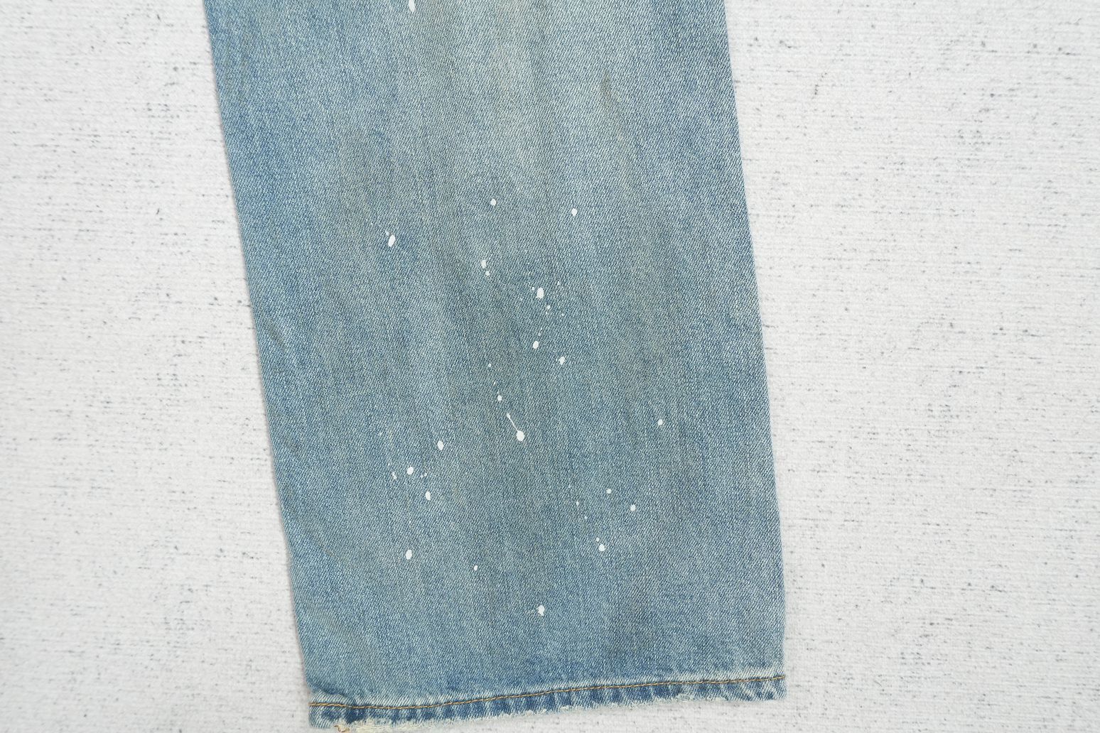 A - JEANS