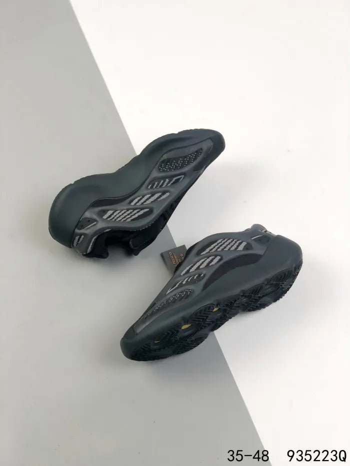 Y - SNEAKERS