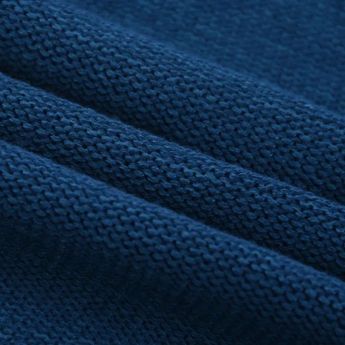 D - SWEATER