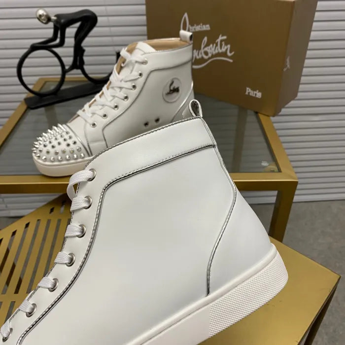A - SNEAKERS