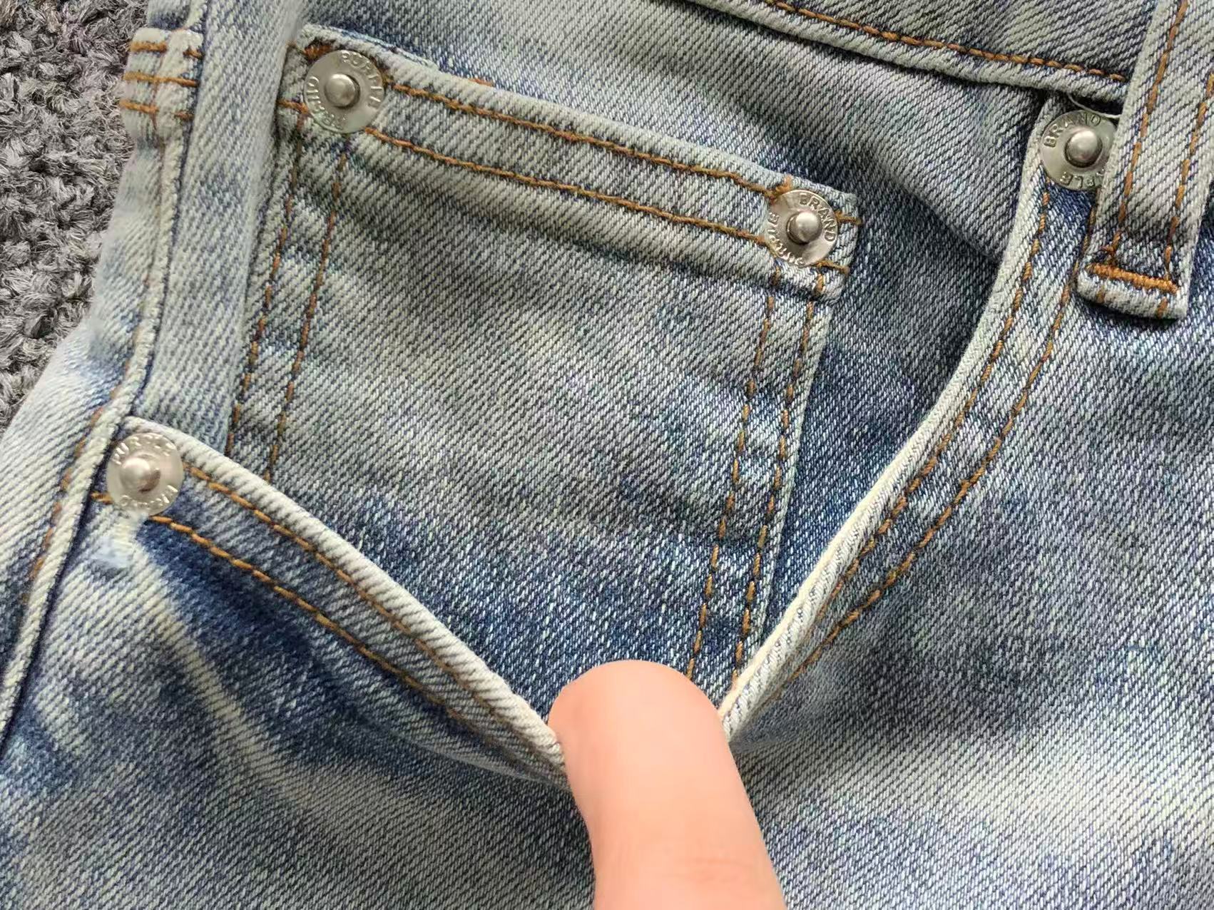 P - SHORTS