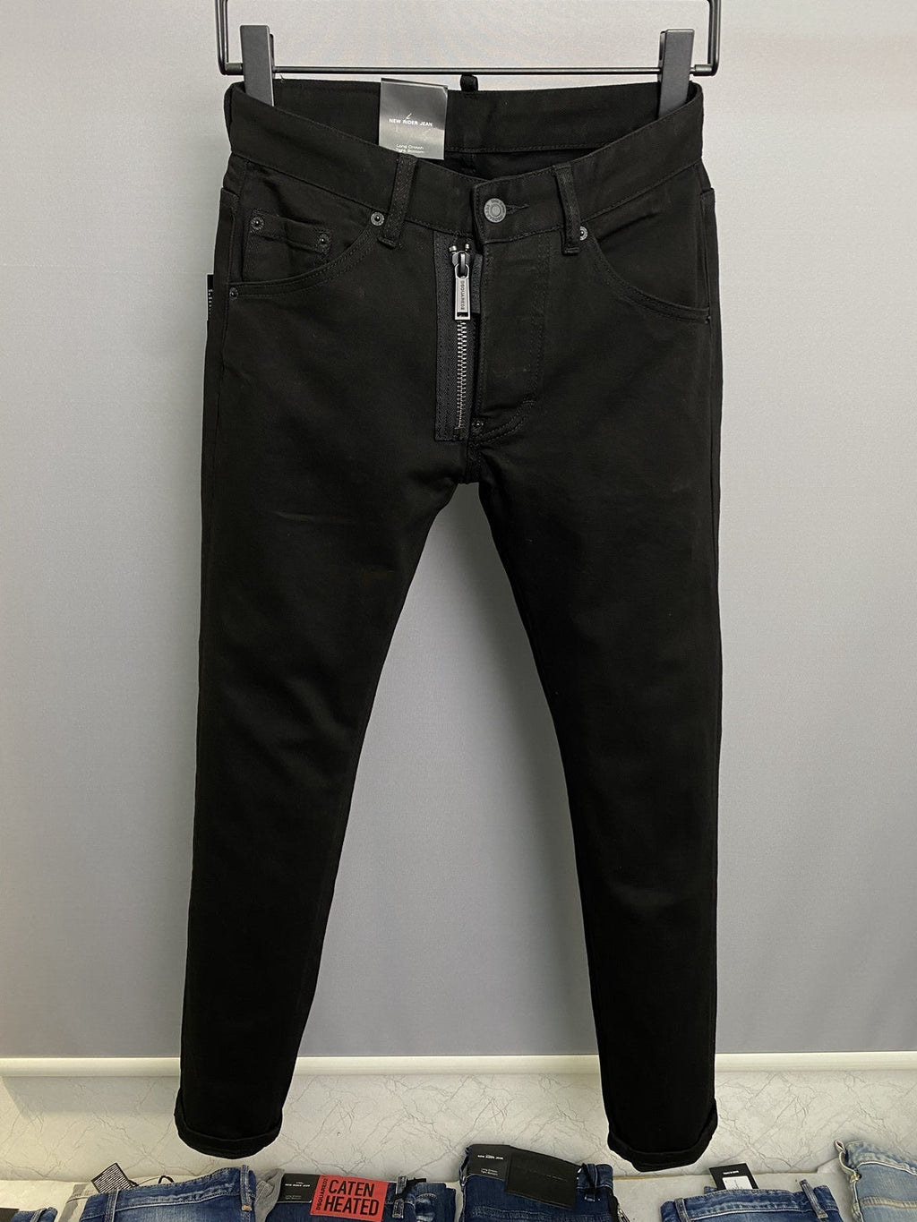 D - JEANS
