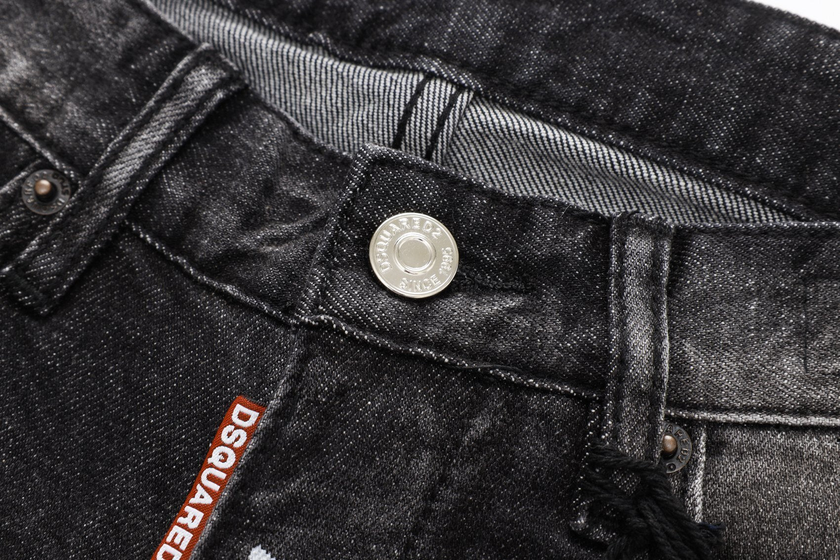 D - JEANS