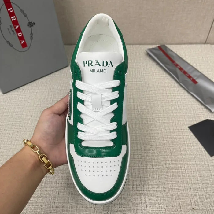 P - SNEAKERS