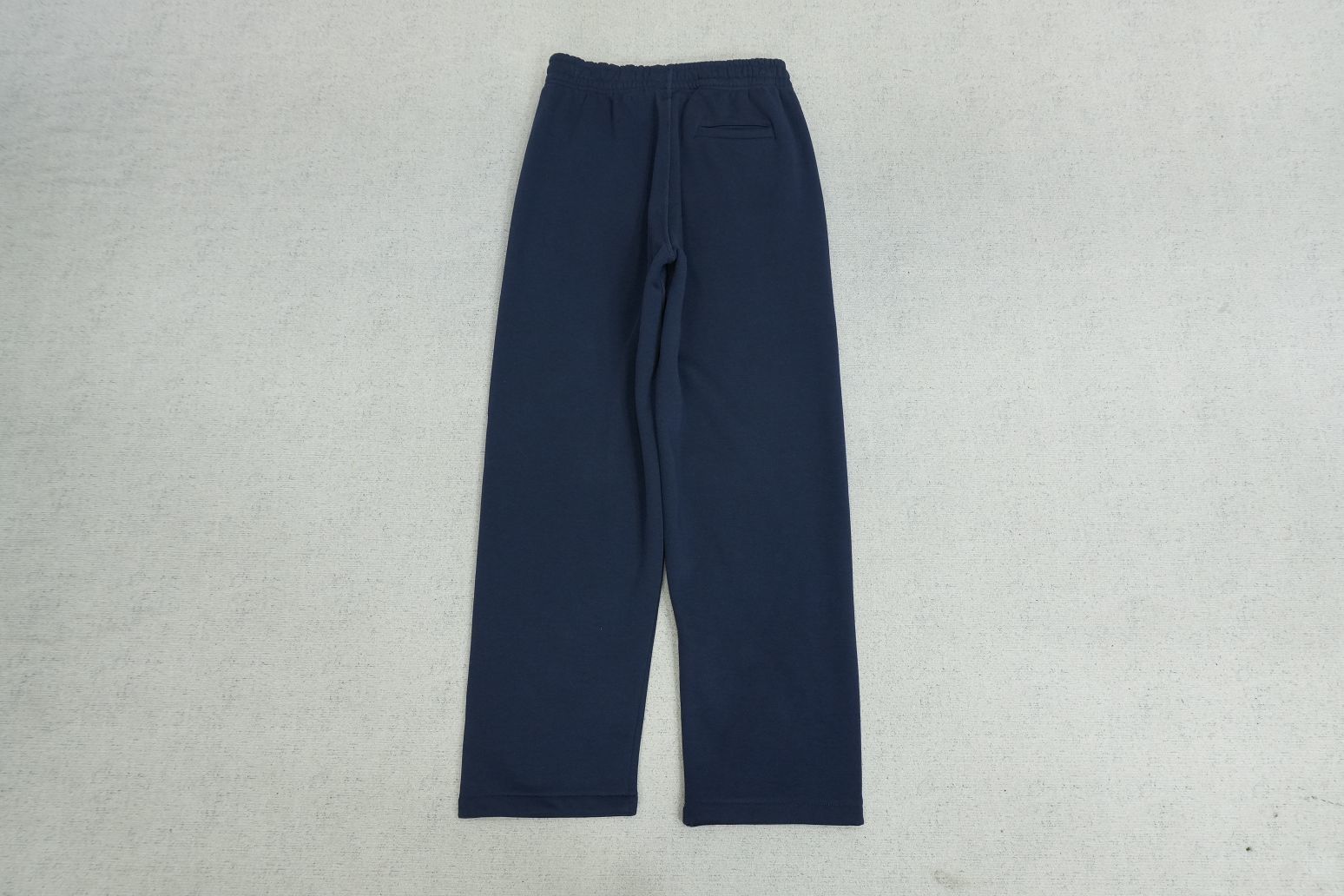 C - SWEATPANTS