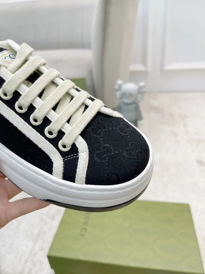 GG - SNEAKERS