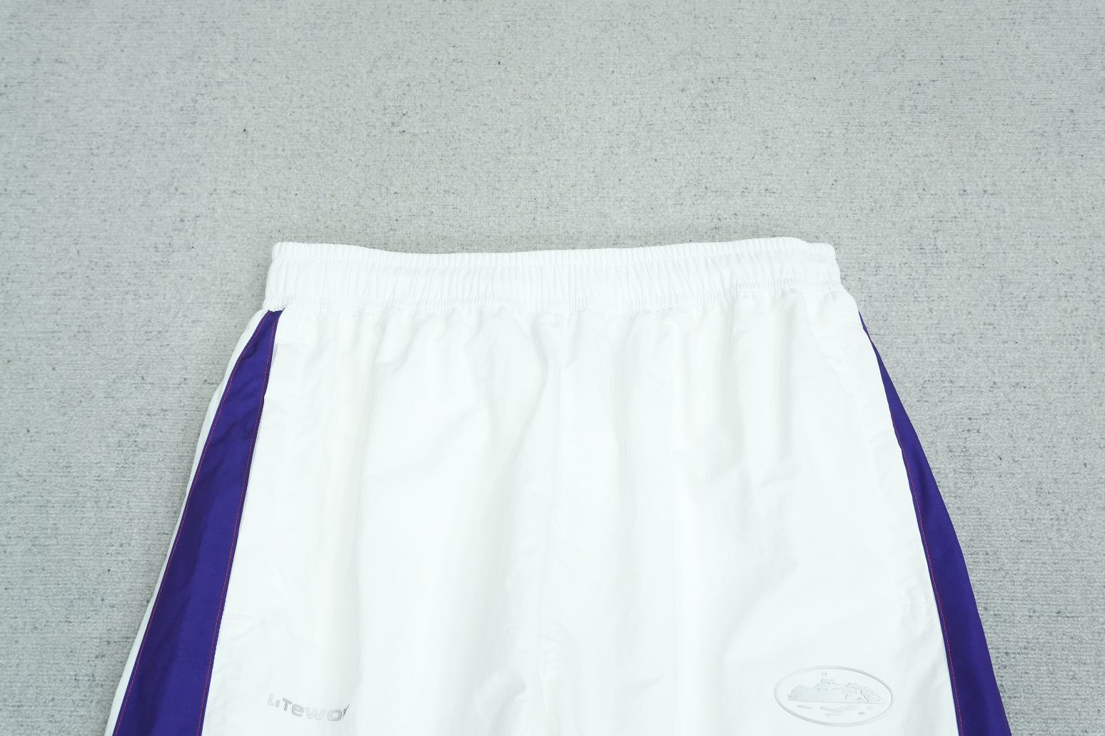 C - SWEATPANTS