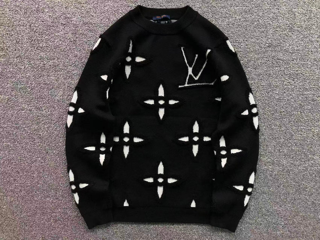 L - SWEATER