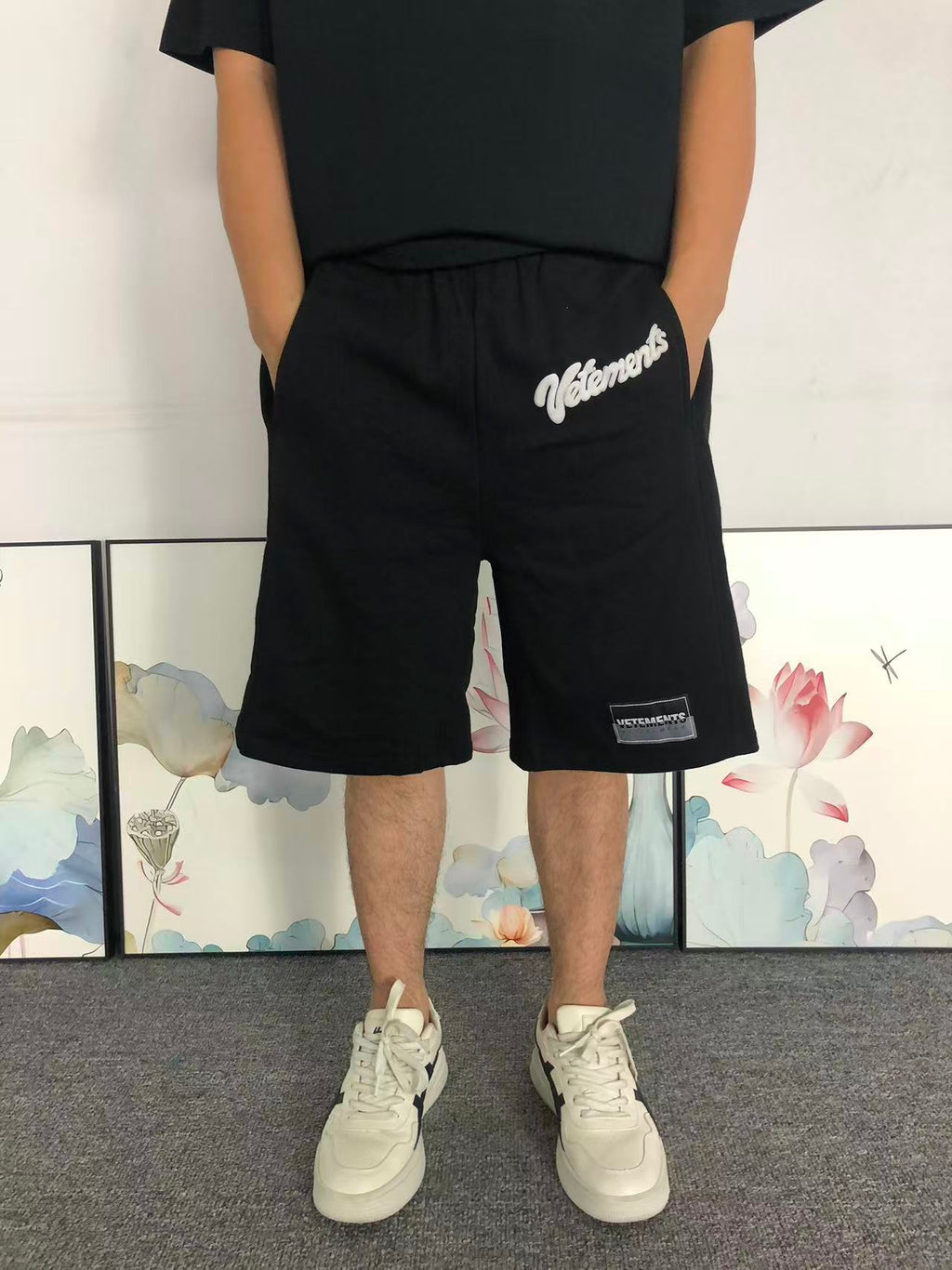 V - SHORTS