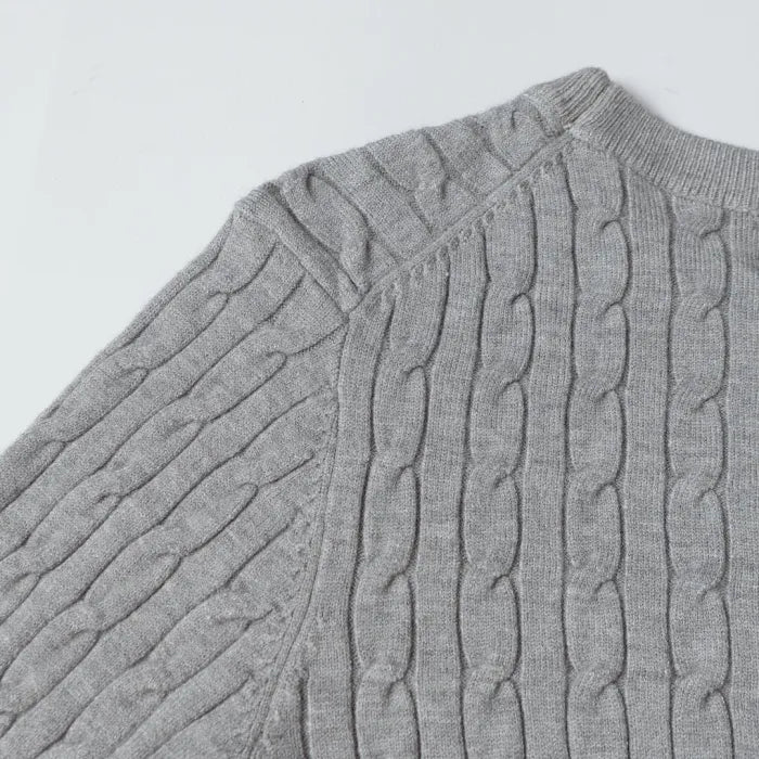 R - SWEATER