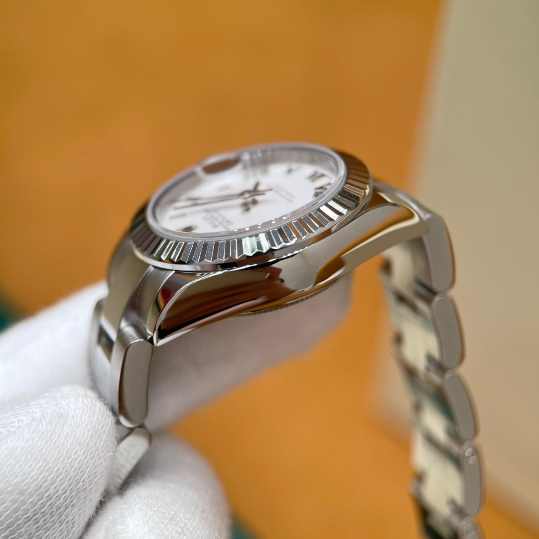 M - Watch