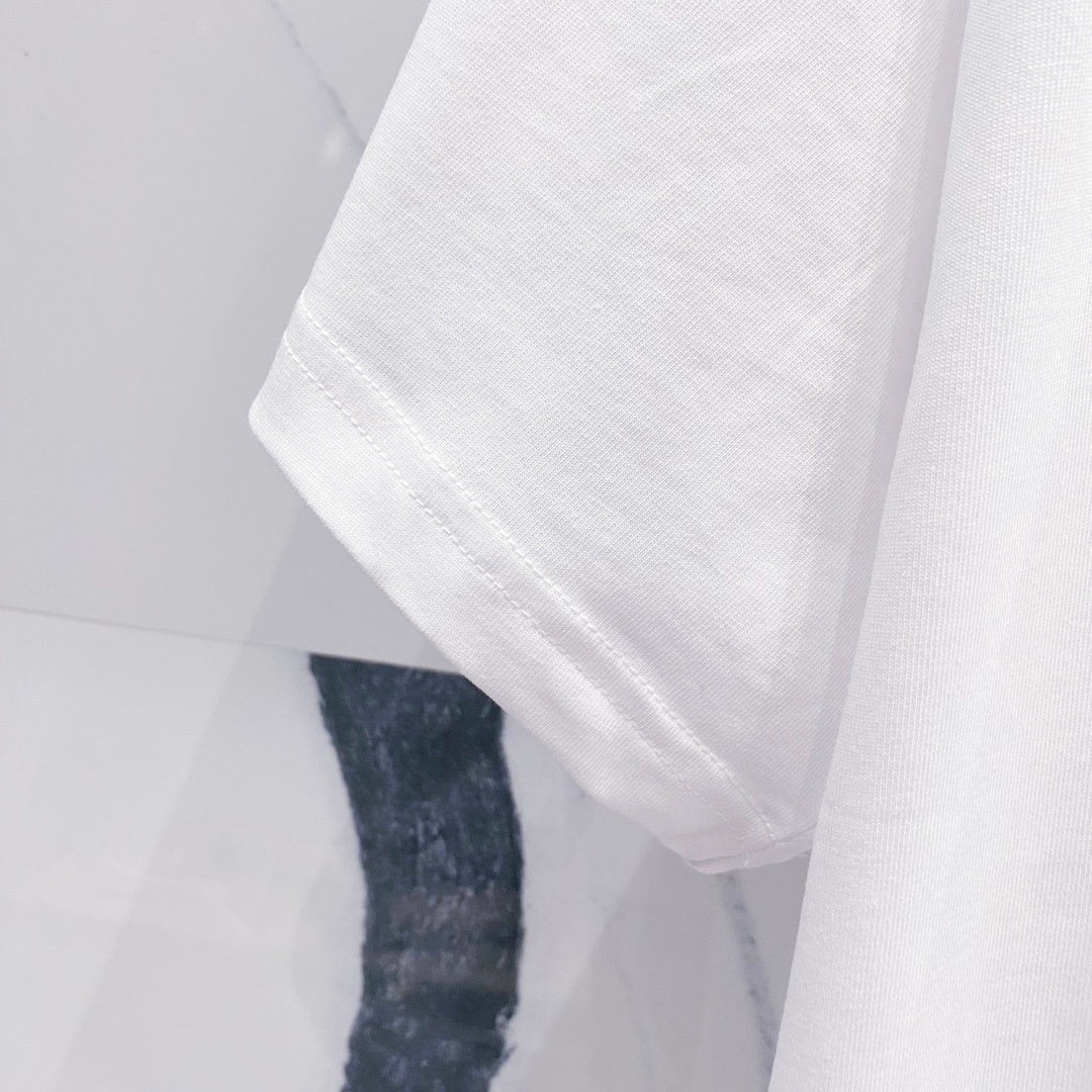 V - TSHIRT