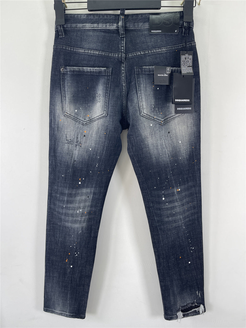 D - JEANS