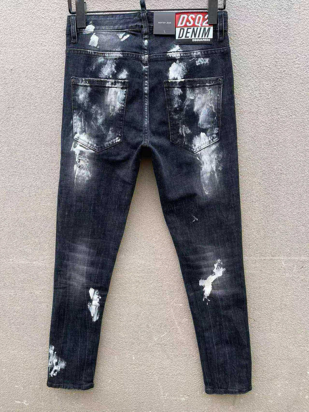 D - JEANS