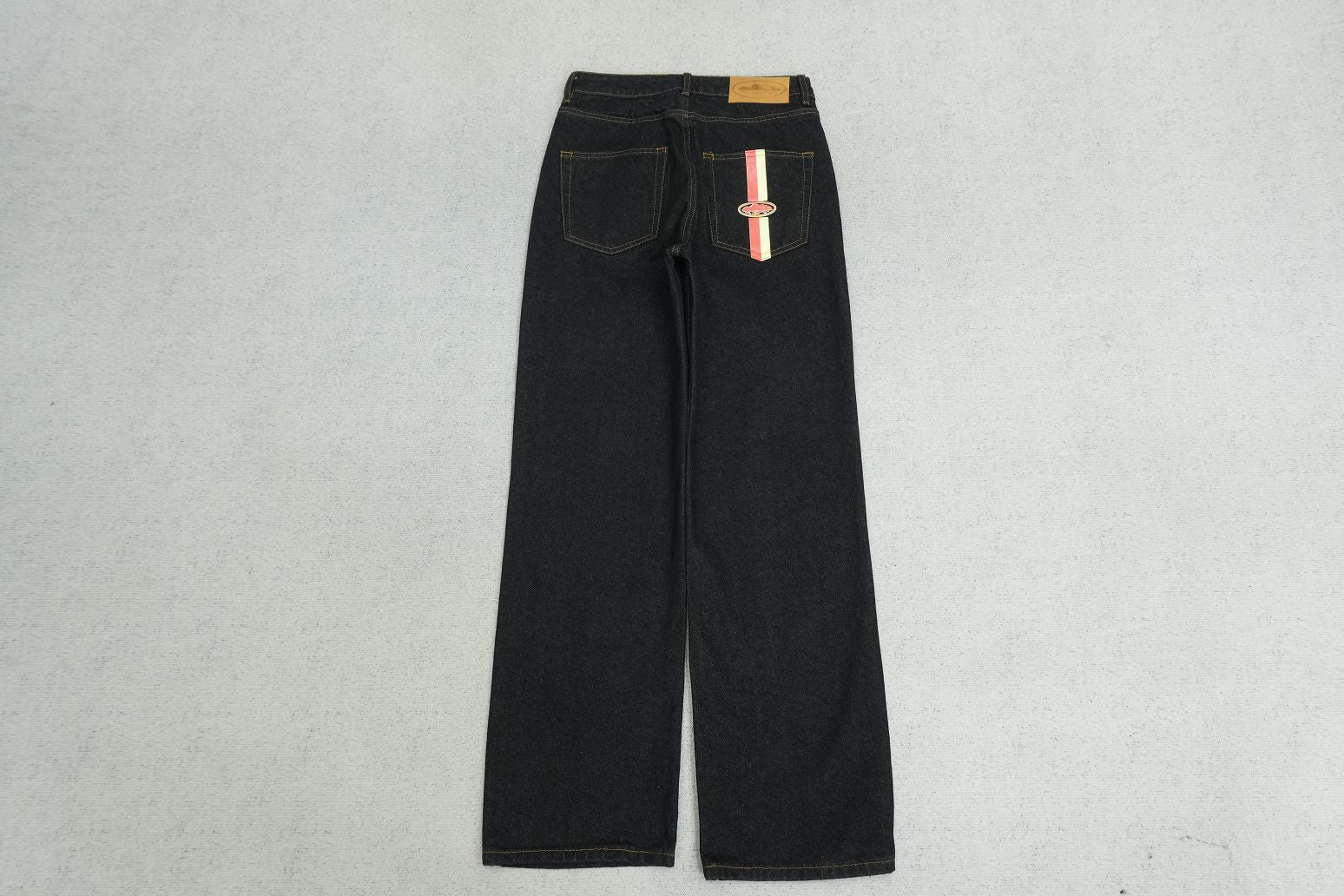 C - JEANS