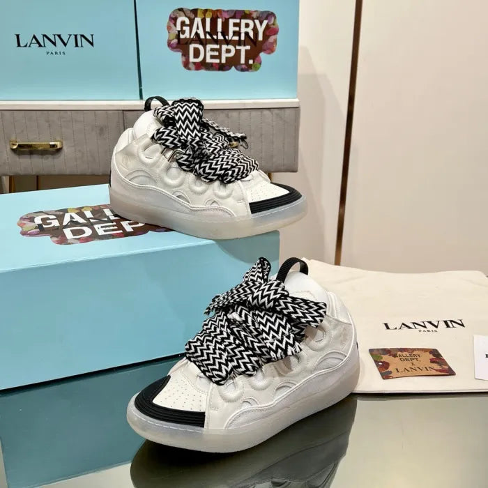 L - SNEAKERS