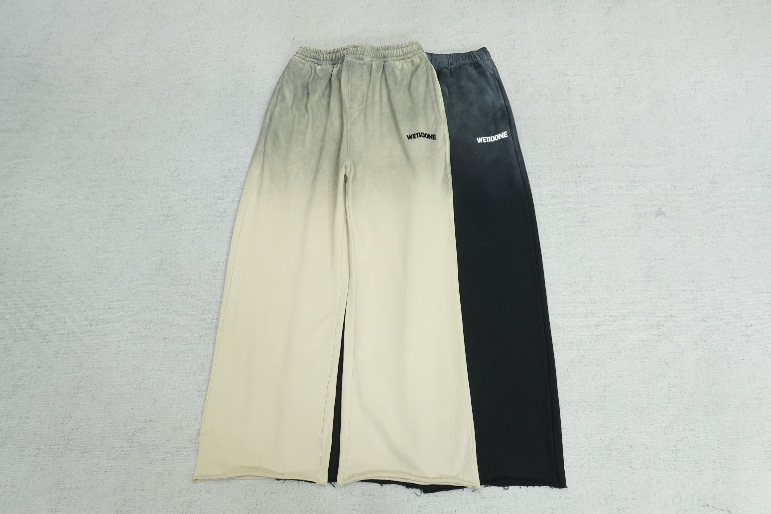 W - SWEATPANTS