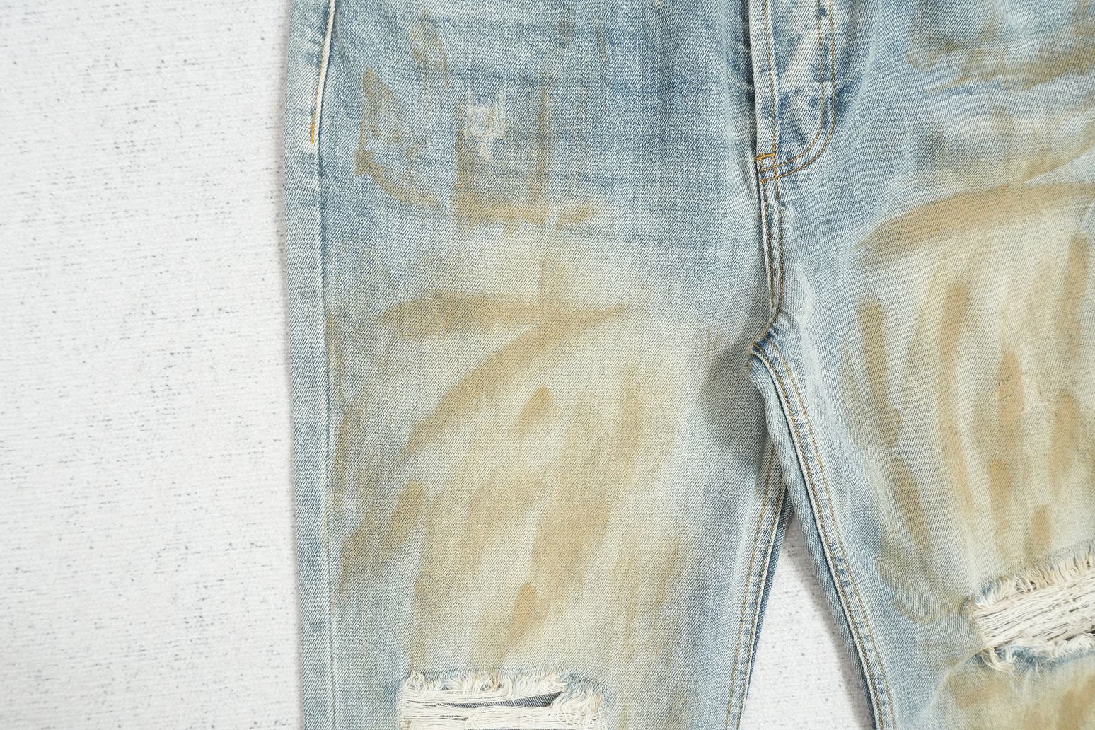A - JEANS