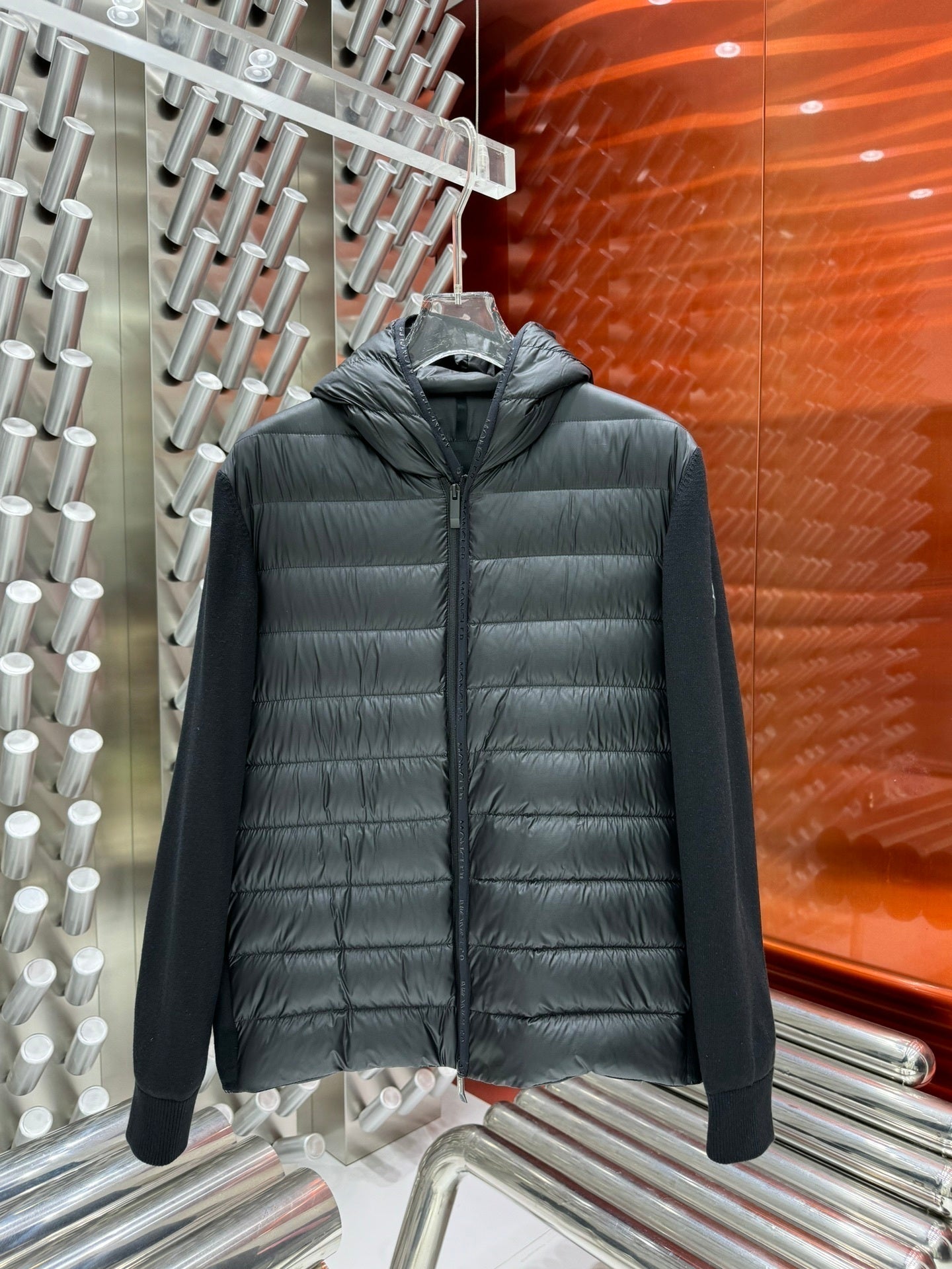 P - CARDIGAN