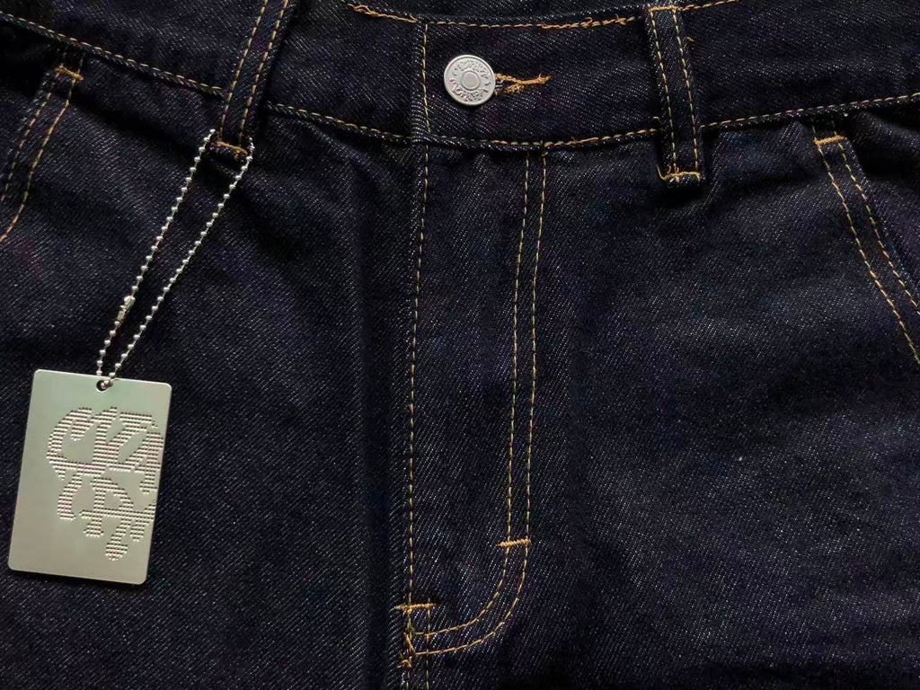 M - SHORTS