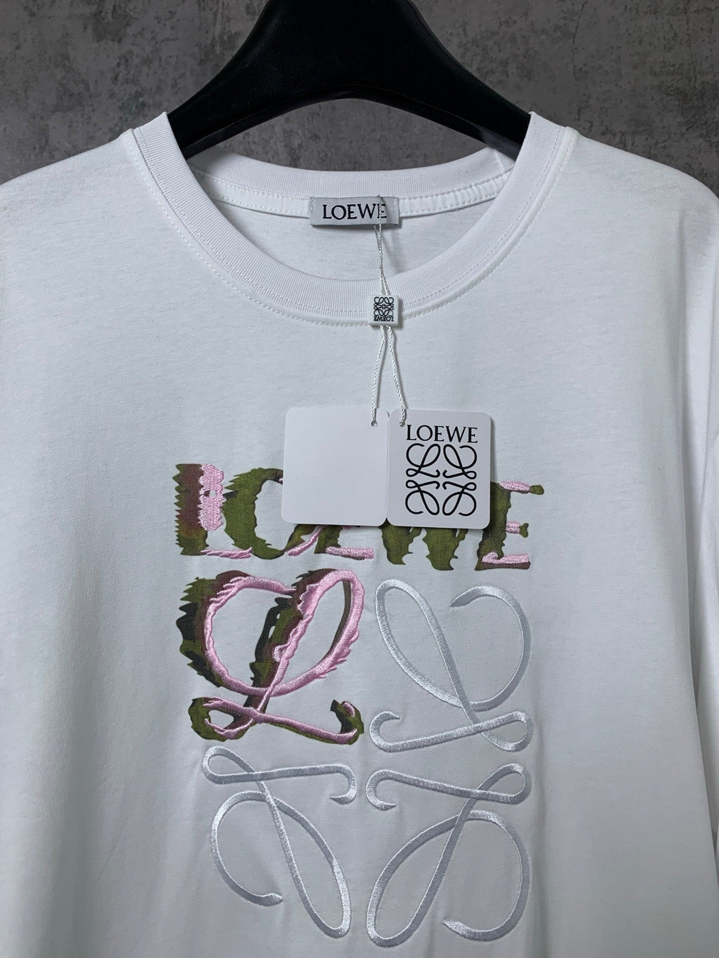 L - TSHIRT