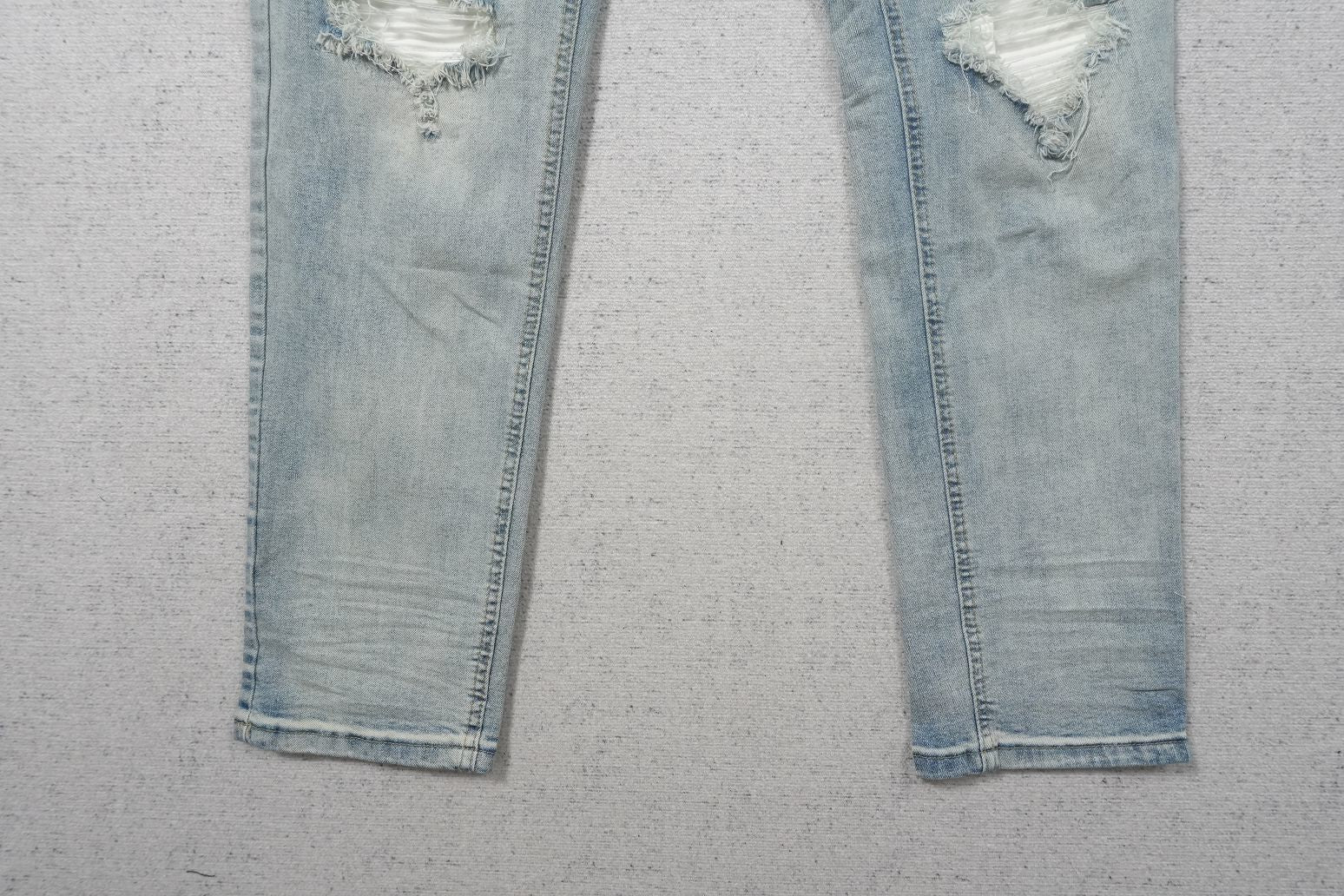 A - JEANS